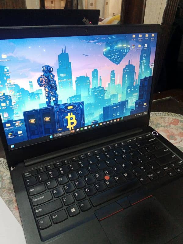 LENOVO THINK PAD E14 / 512 SSD / 16 GB RAM 1