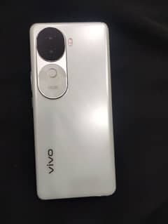 Vivo v40e 10by10 condition full box charger sath