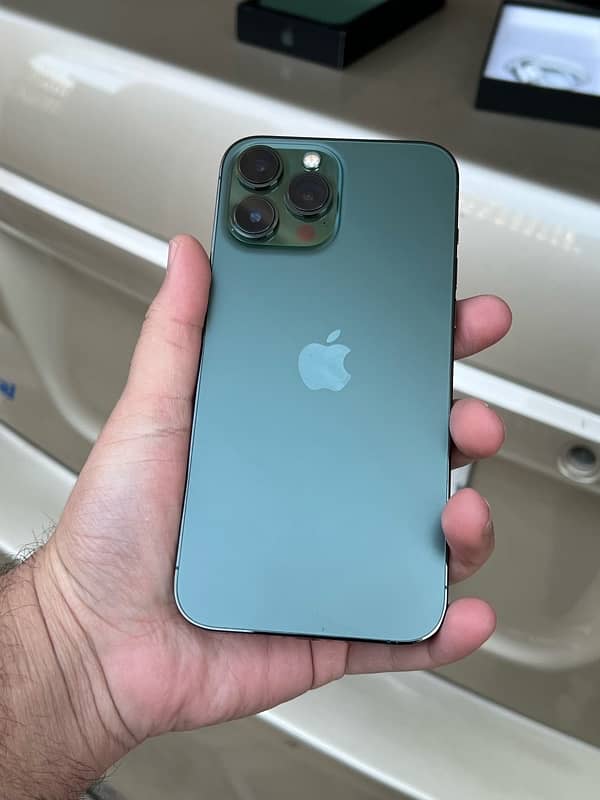 iPhone 13 Pro Max 256GB Alpine Green 0