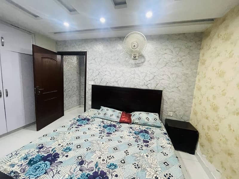 1 BADROOM FULLY FURNISED APARTMENT FOR RENT IN SECTOR D BAHRIA TOWN LAHORE 5