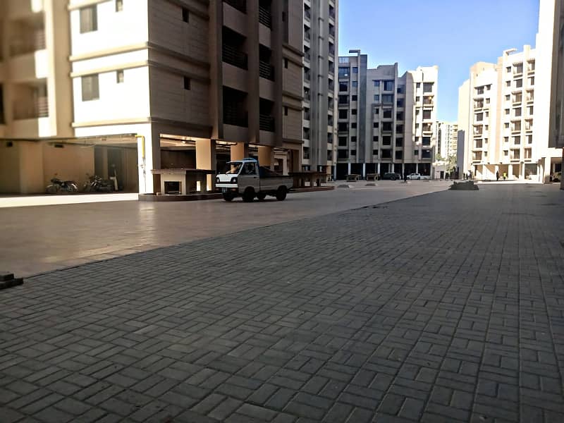 Saima Presidency - 3 Bed DD Corner Flat For Sell 29