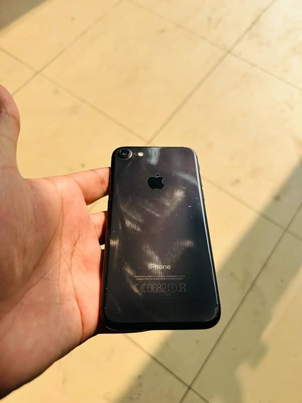 iPhone 7 256GB MaTT Black 5