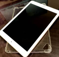 Apple Ipad 6 like new