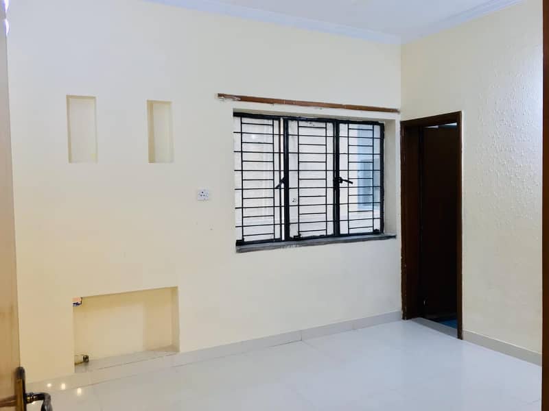 10 Marla Full House Is Available For Rent In Dha Phase 1 Near Main Ghazi Road 23