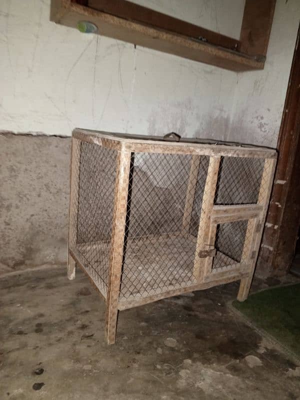 bird cage good condition small cage it's urjent sale out 2