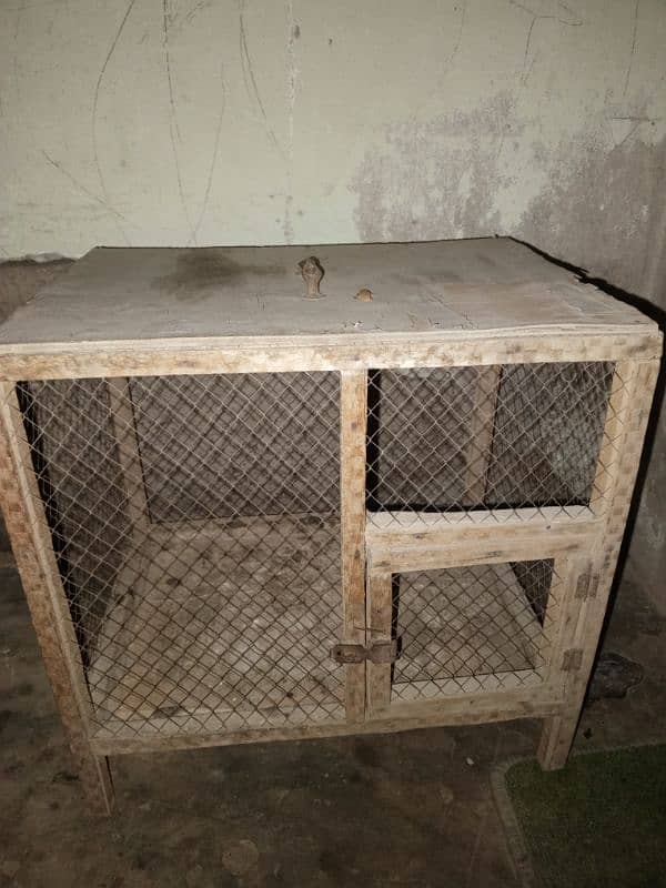 bird cage good condition small cage it's urjent sale out 3