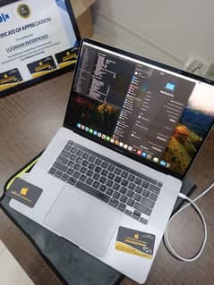 MACBOOK PRO 2019 16 INCH TOUCHBAR CORE I7 32GB RAM 512GB SSD 4GB CARD