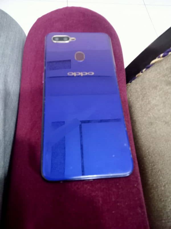 OPPO F9 Mobile 1