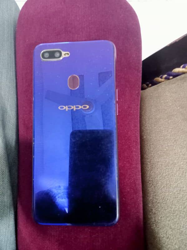 OPPO F9 Mobile 2