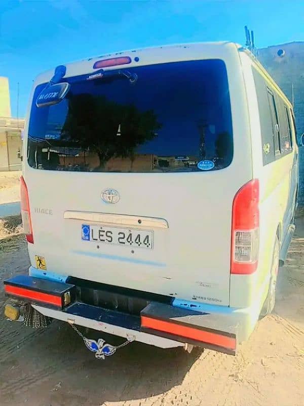 Toyota Hiace boxa 200 2010 Urgent for sale 2