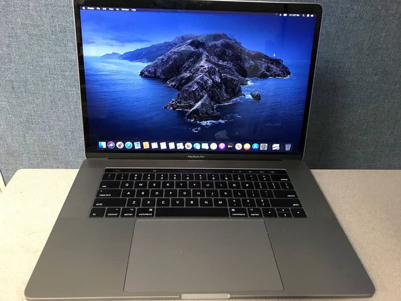 Macbook Pro 2017 8Gb 0