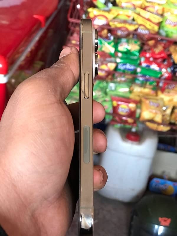 iphone 14 pro 128 GB ( NoN PTA ) 5