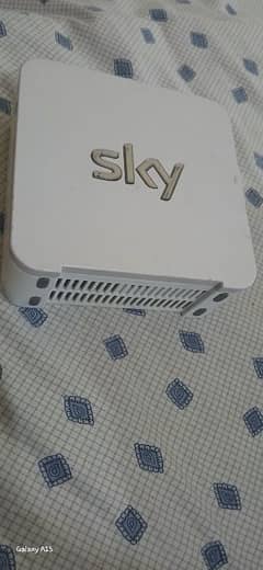 Sky Hub Router witb TV and Wifi