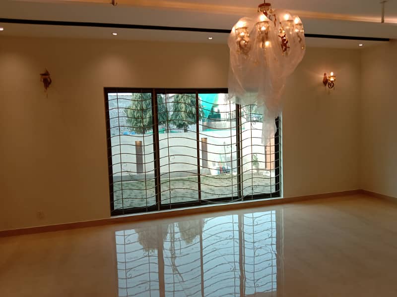 1 Kanal Bungalow Available For Rent In Best Block Of DHA Phase 4 Lahore 16