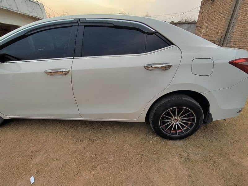 Toyota Corolla 2015 10