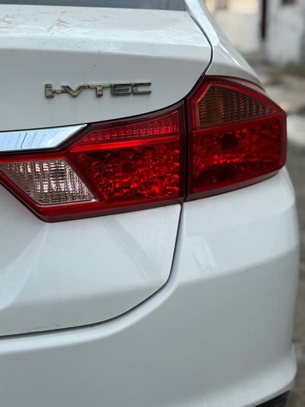 Honda City IVTEC 2023 8