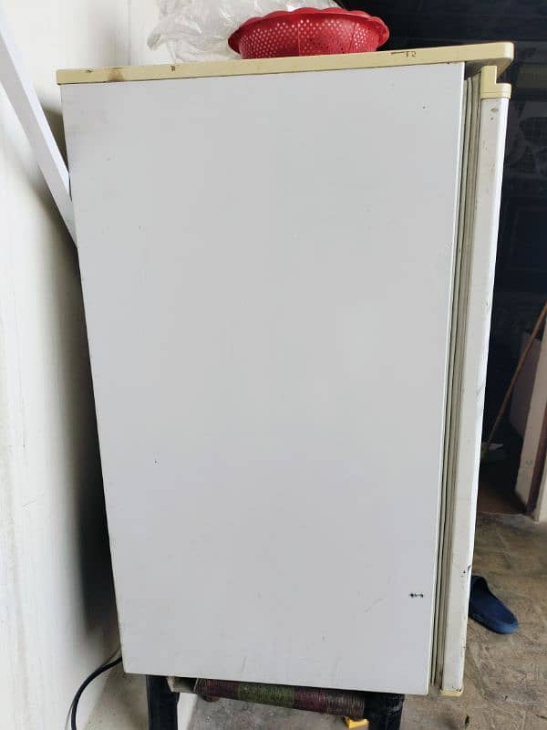 Room And Office Size Fridge 4