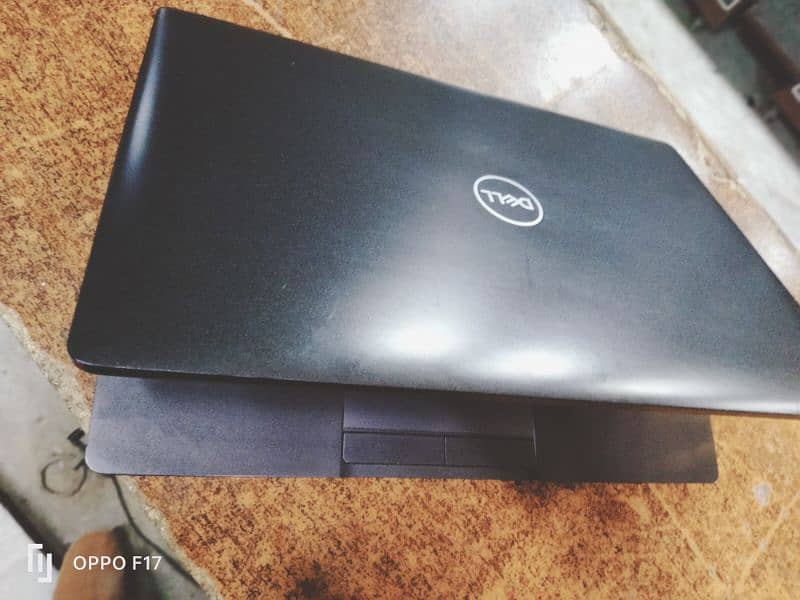 dell 5400 i7 8th Generation. 1