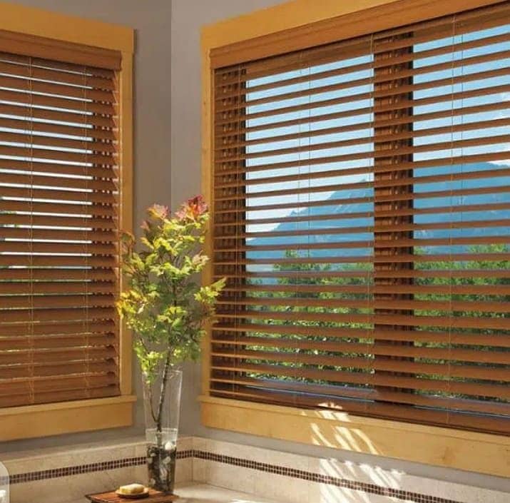 Roller window blinds wooden window blinds. Zebra Window blinds. 9