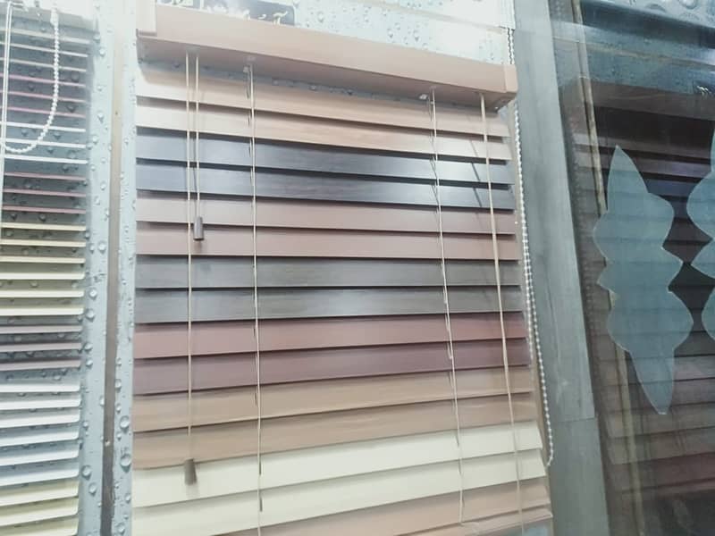 Roller window blinds wooden window blinds. Zebra Window blinds. 10