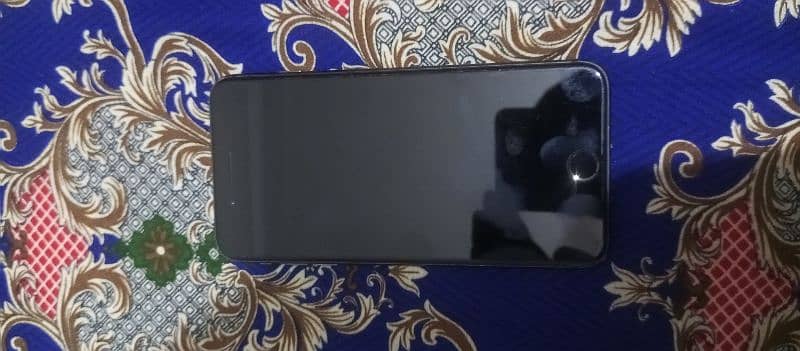 iphone 8 plus PTA 64 gb urgent sell 0