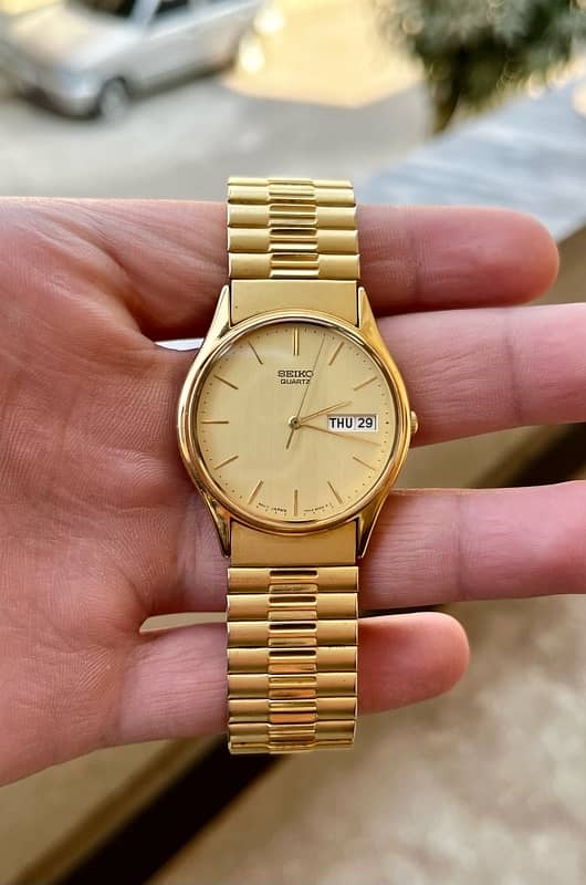 Seiko Quartz Gold Tone Watch 4