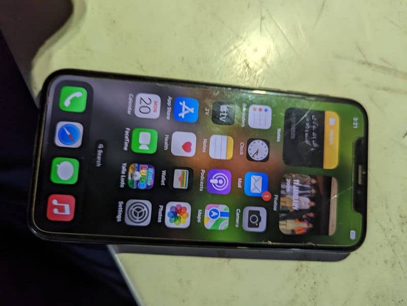 iPhone xs 2