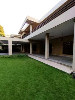 Beautiful 2 Kanal House Available For Rent in F-6/2 Islamabad