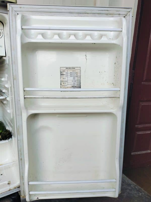 Office and Room size Fridge 1