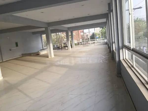 5 floor building available for rent 8