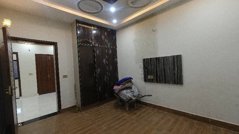 Well-constructed House Available For sale In Lahore Medical Housing Society 8