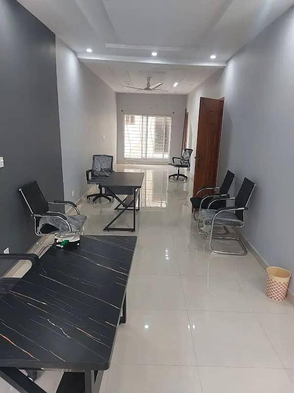 5 marla floor available for rent for small offices 1