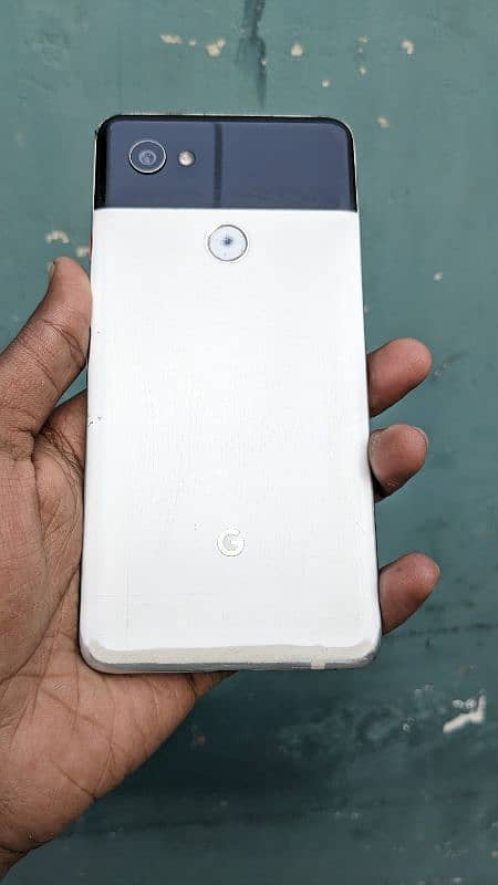 pixel 2xl. exchange/possible. contact no call & wtsp 03121424450 8