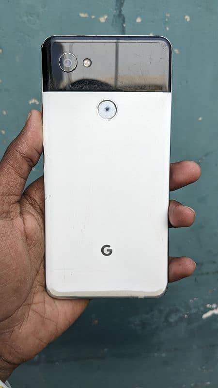 pixel 2xl. exchange/possible. contact no call & wtsp 03121424450 9