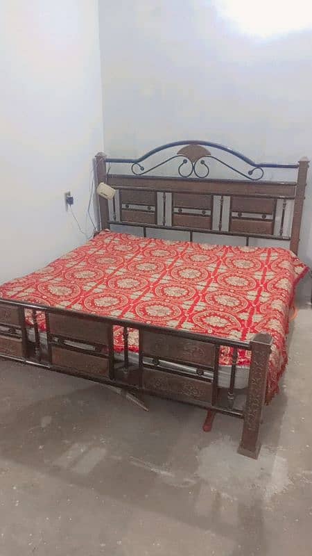 Double Bed For Sale Without Mattress 0