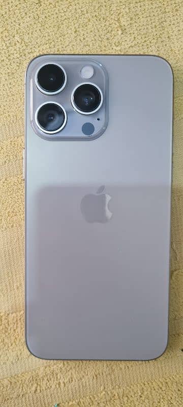 IPhone 15 pro max 256 GB 2