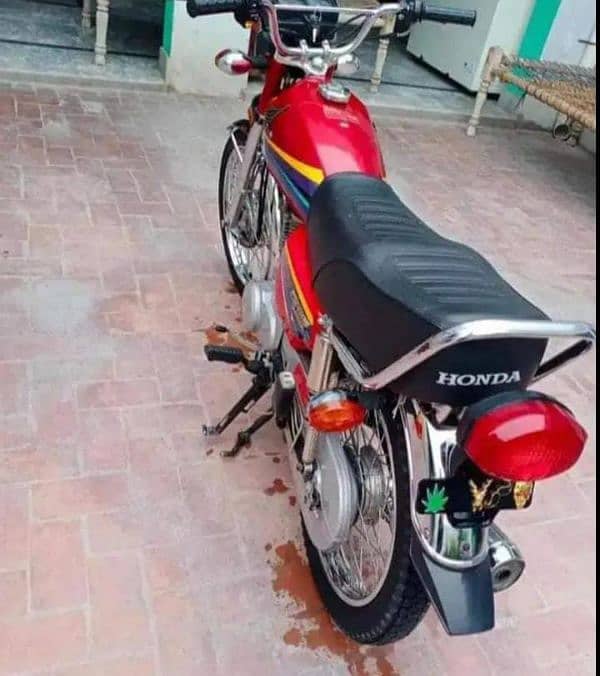 Honda 125 2010 model total WhatsApp number 03207375837 1