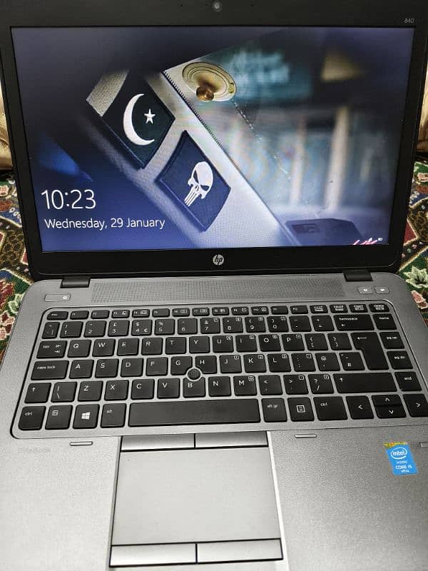 HP Elite book Hewlett-Packard Core-i5 5th Generation 2