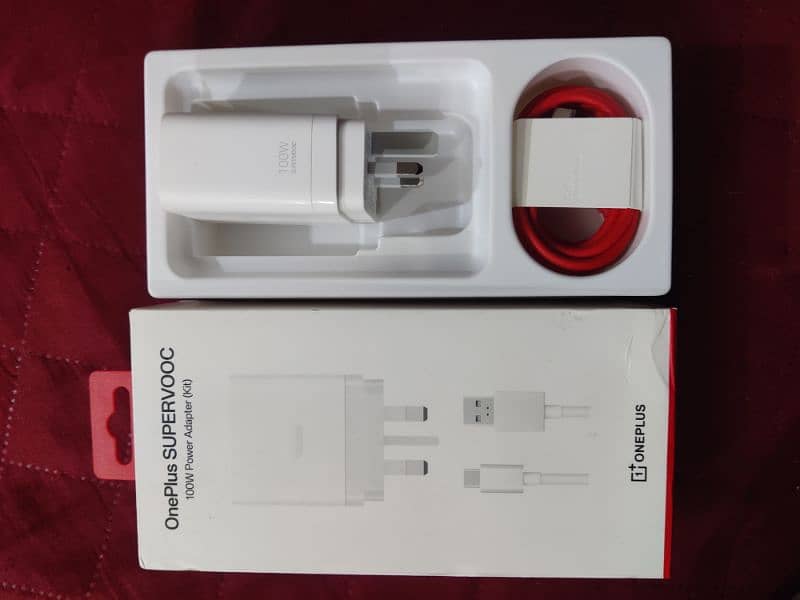 OnePlus 100w charger original 2