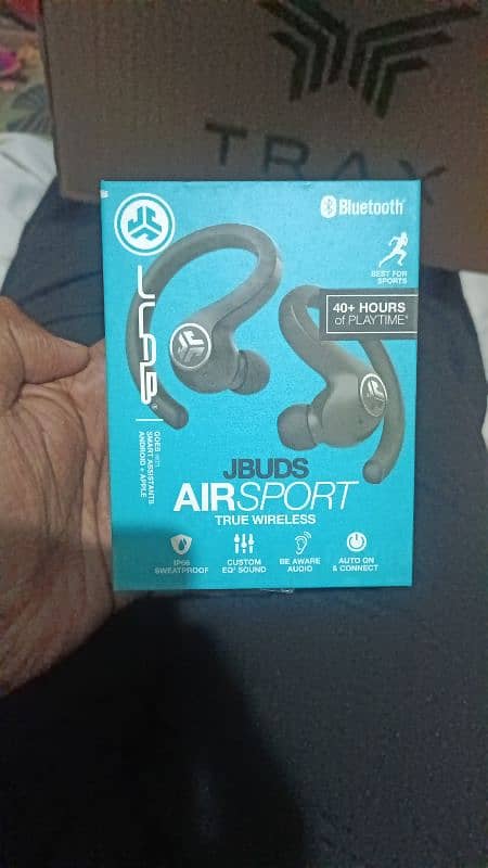 earbuds 5