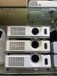 New and used projectors For School, Colleges ,And universities