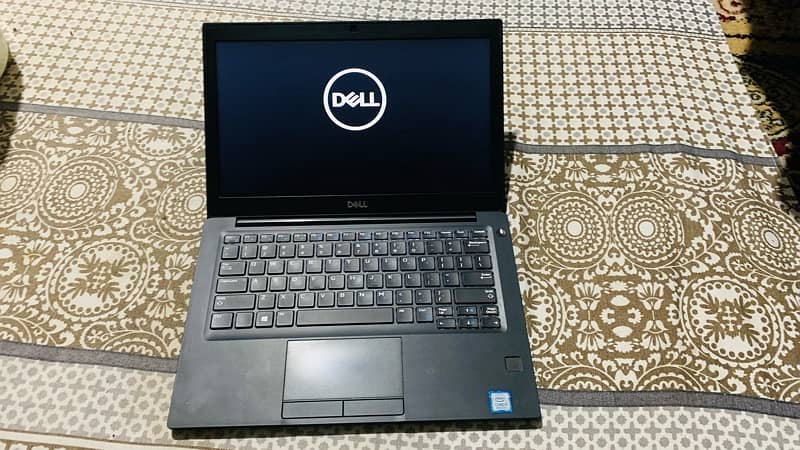 Dell Latitude 7290 Core i5 8th Gen 8