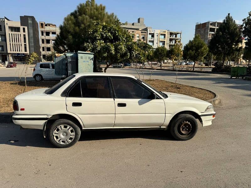 toyota corolla 2od saloon 10