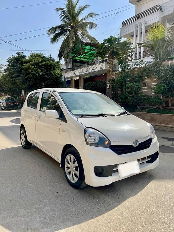 Daihatsu Mira 2014 1