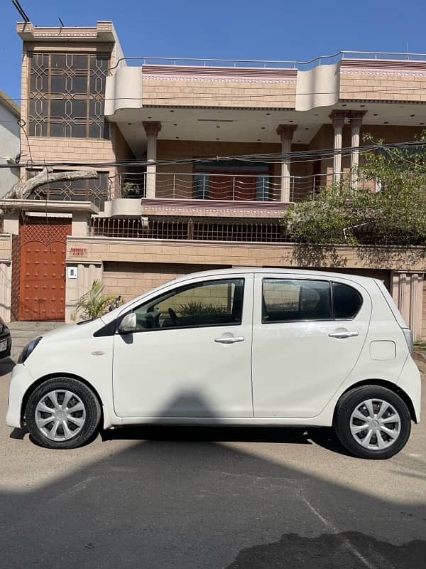 Daihatsu Mira 2014 4