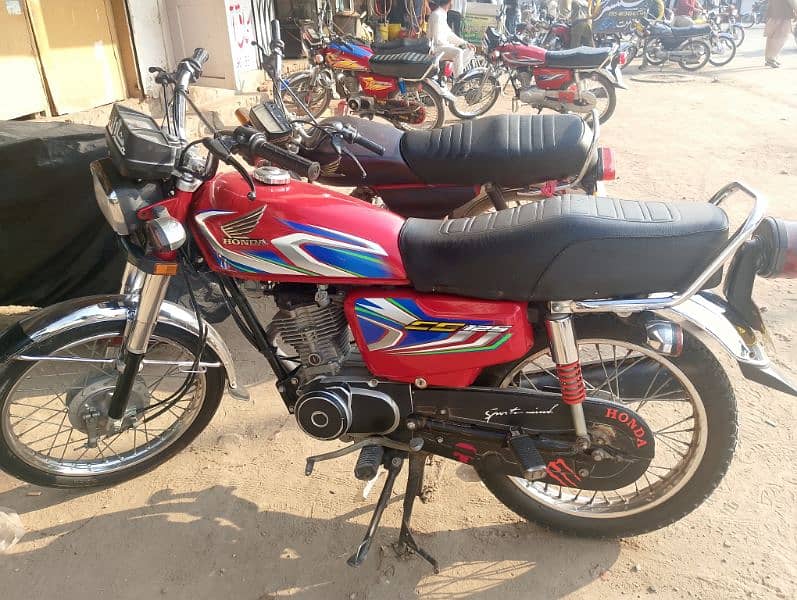 Honda 125 22 year 1