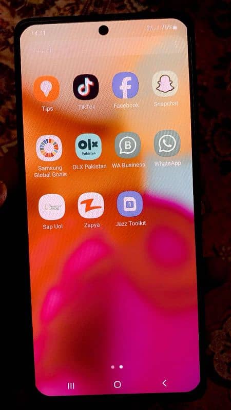 Samsung a71 8,128 used like new condition Ghar m use huwa h bilkul ok 2