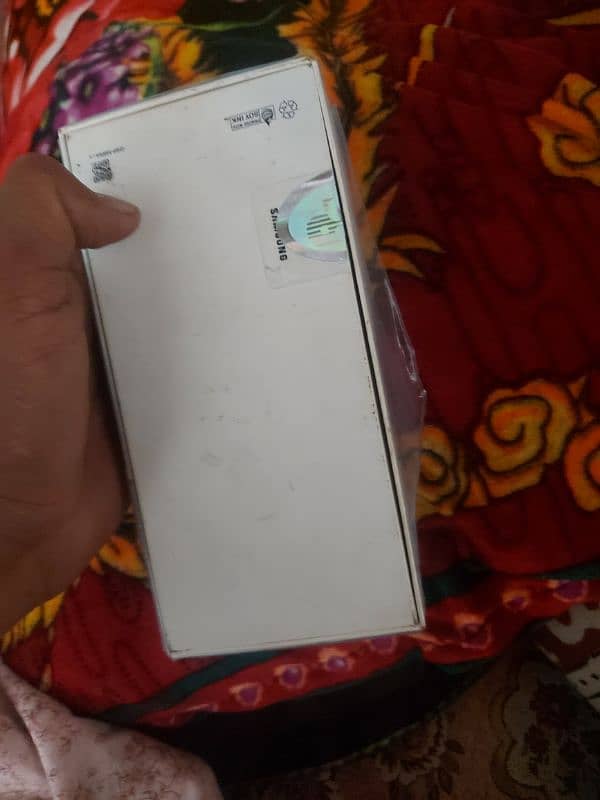 Samsung a71 8,128 used like new condition Ghar m use huwa h bilkul ok 8