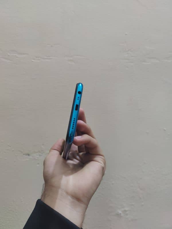 Oppo Realme 3 5