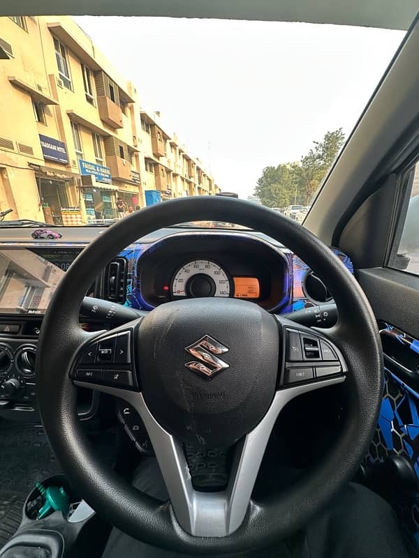 Suzuki Steering Wheel with multimedia and Cruise button 3